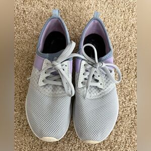 New Balance Gray and Purple Sneakers Breathable Mesh